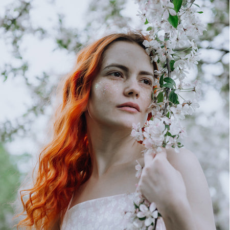 Coloring your hair red / orange