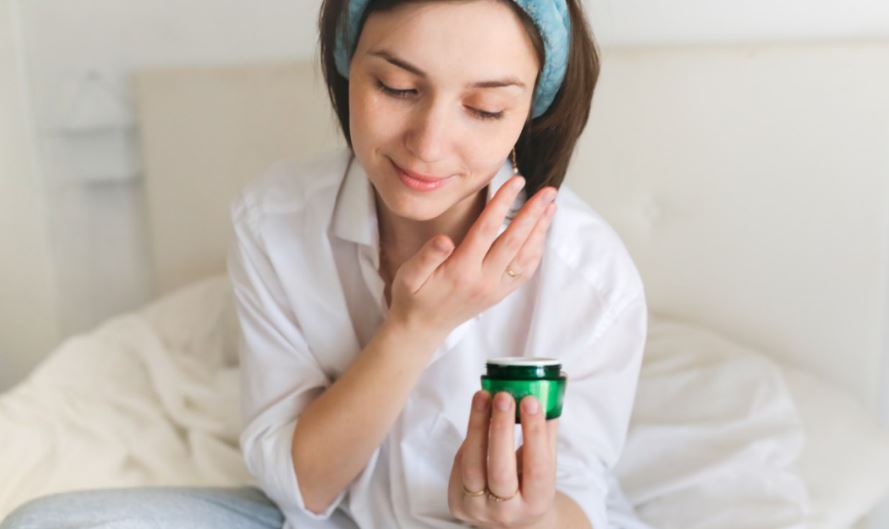 The Benefits of Calendula for Skin | How to use it and Best Products